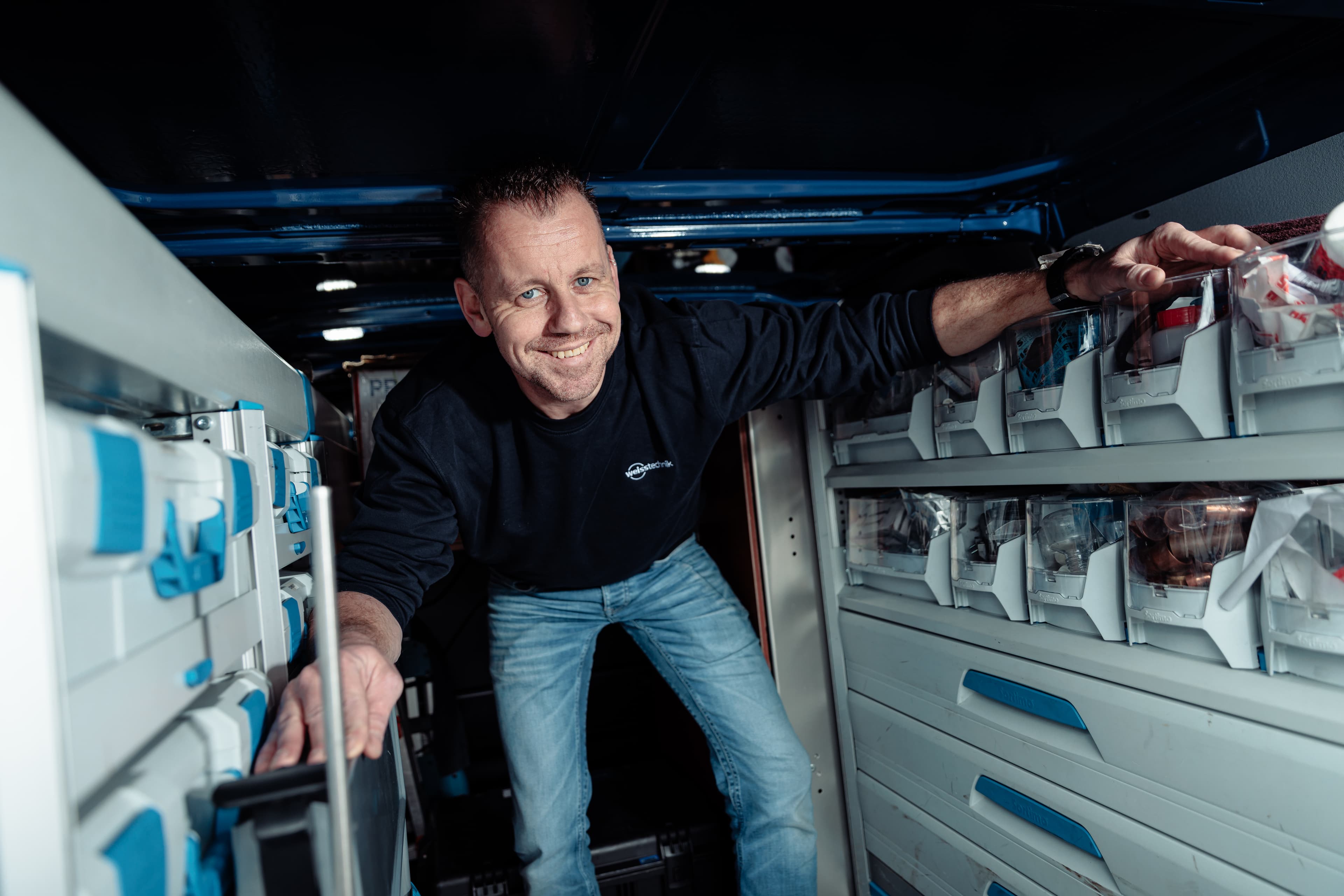 Mooie bus bij Weiss Technik
