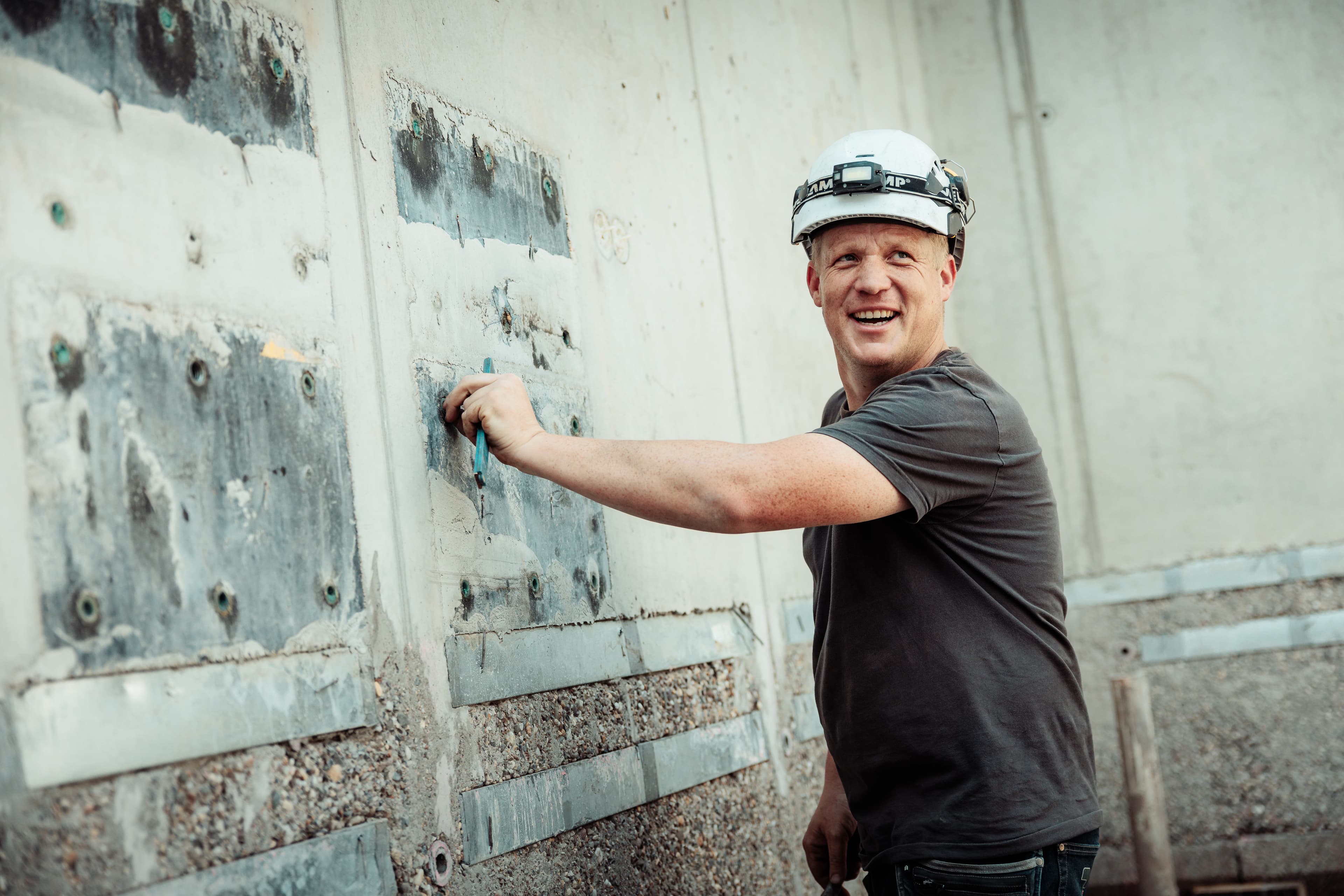 Betoninjecteur / Betonreparateur bij Cella Kelderbouw